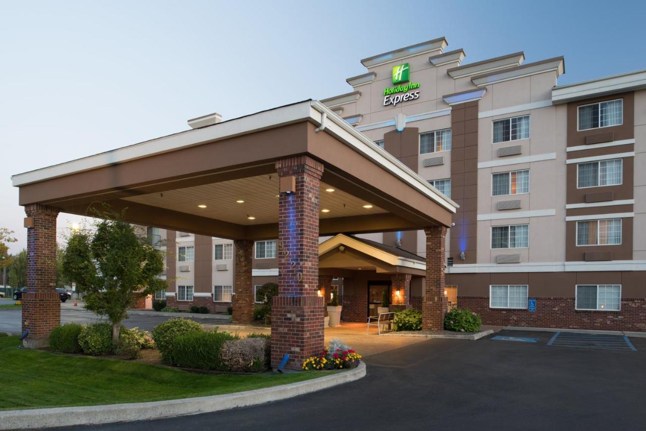  | Holiday Inn Express Spokane-Valley
