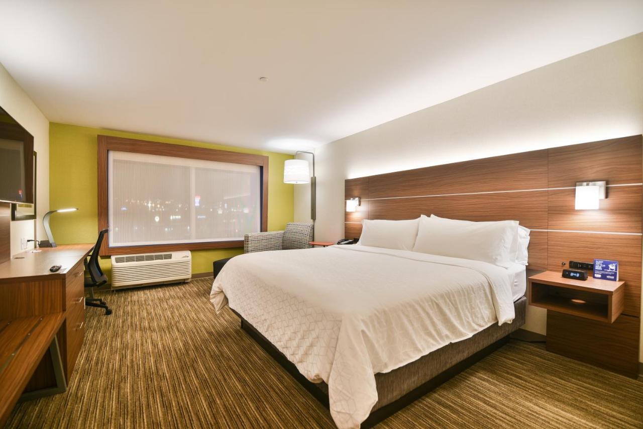 King Leisure Room - Non-Smoking at Holiday Inn Express and Suites-Lehi - Thanksgiving Point by IHG