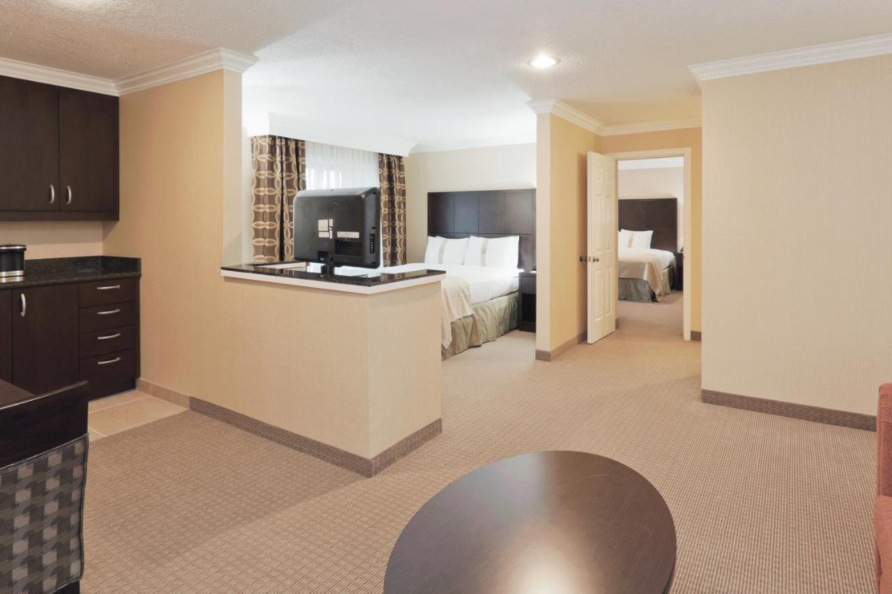  | Holiday Inn Hotel & Suites San Mateo-San Francisco SFO, an IHG Hotel
