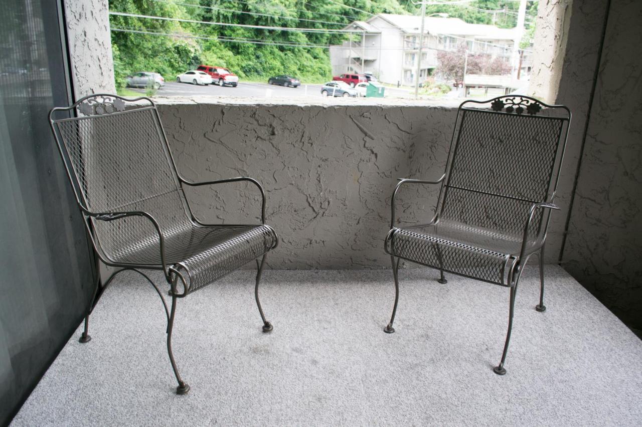 Olde Gatlinburg 212 at Olde Gatlinburg Rentals