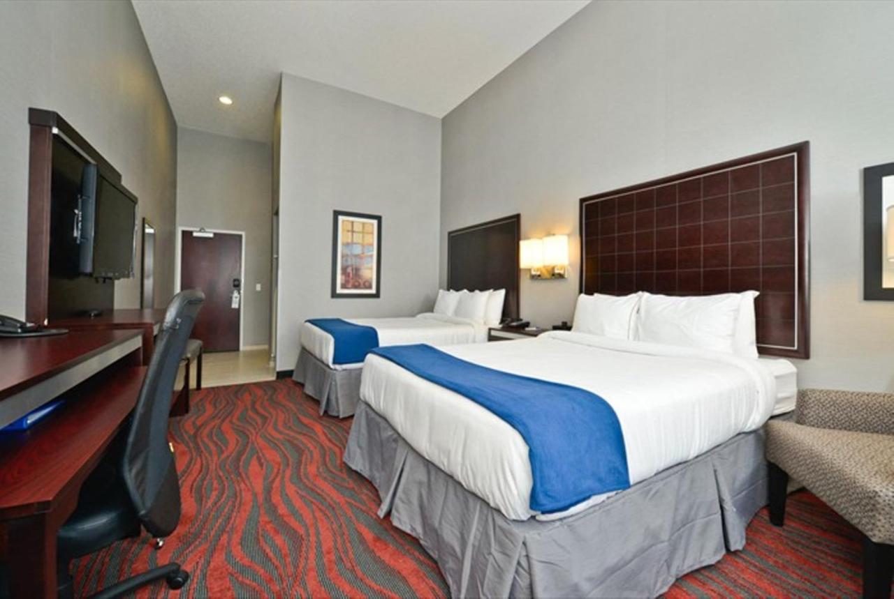 Queen Room with Two Queen Beds - Disability Access/Non-Smoking at Holiday Inn Express & Suites Utica by IHG
