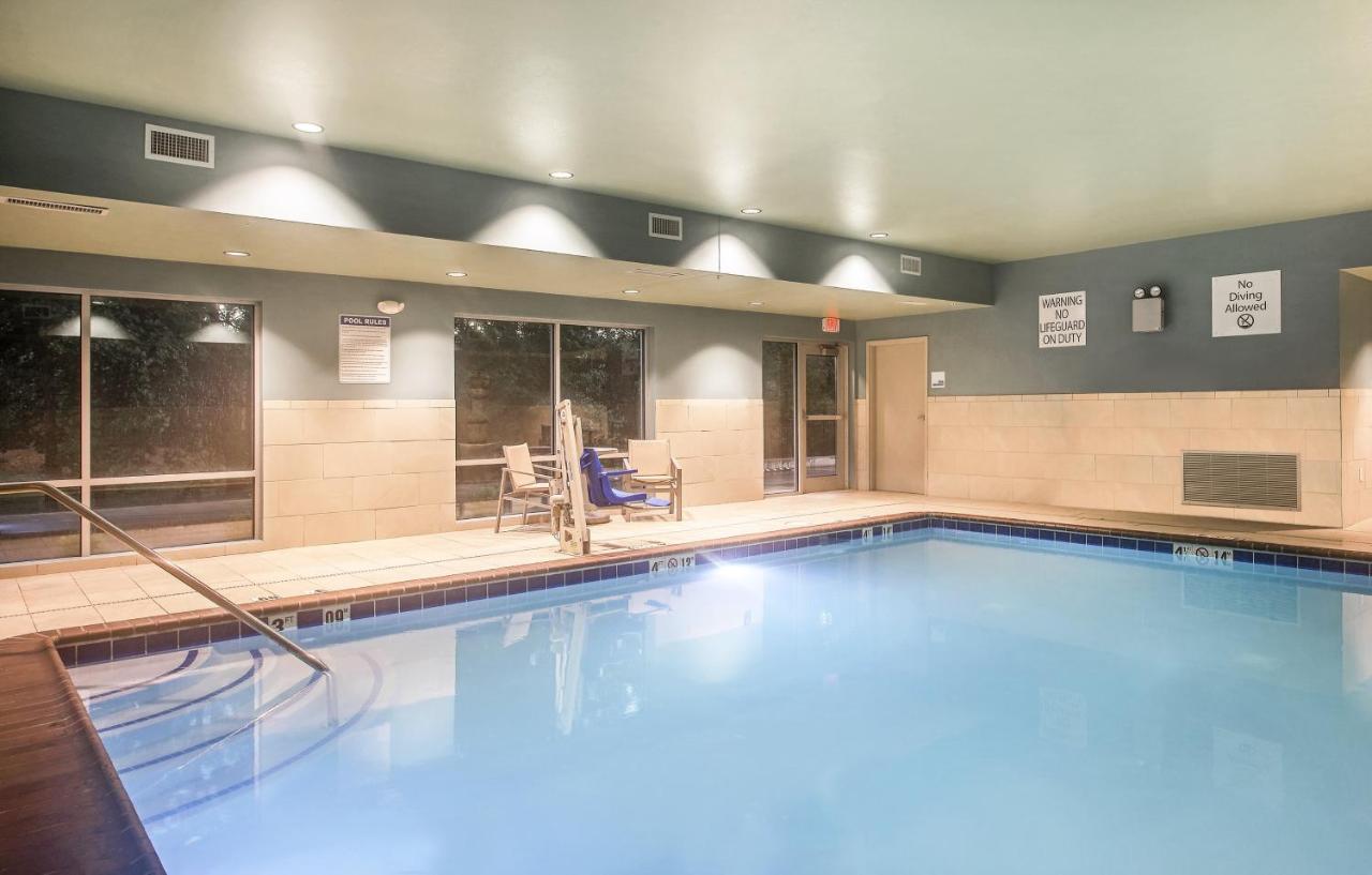 | Holiday Inn Express Williamsburg, an IHG Hotel