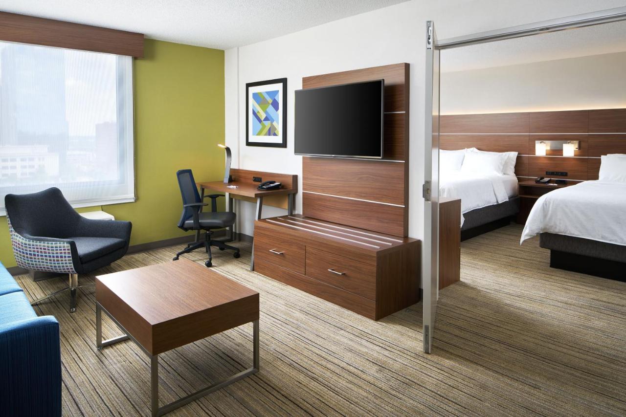 | Holiday Inn Express - Richmond Downtown, an IHG Hotel