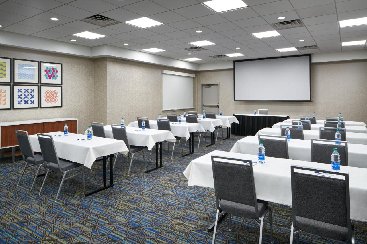 | Holiday Inn Express - Richmond Downtown, an IHG Hotel