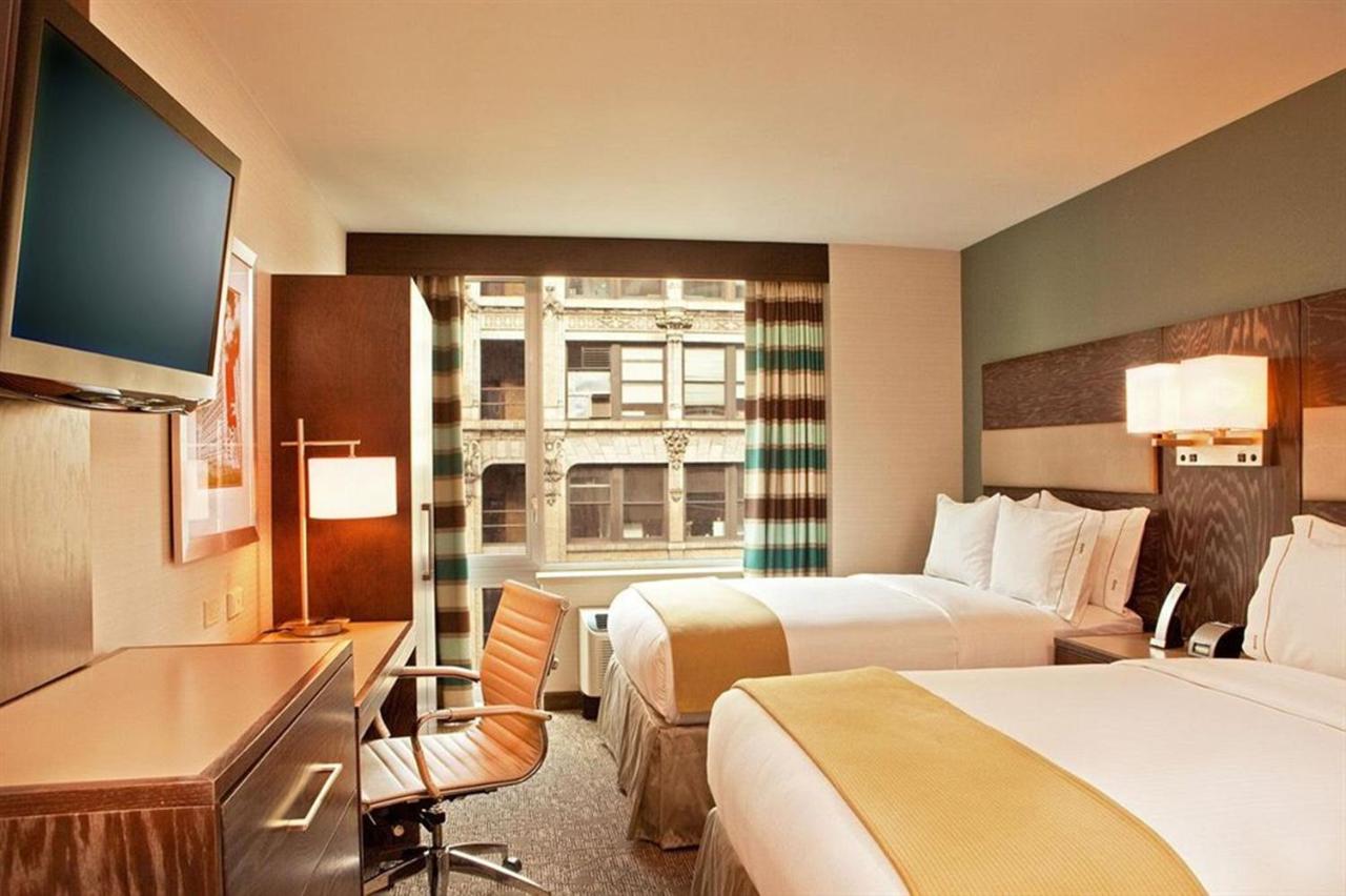  | Holiday Inn Express - Times Square South, an IHG Hotel