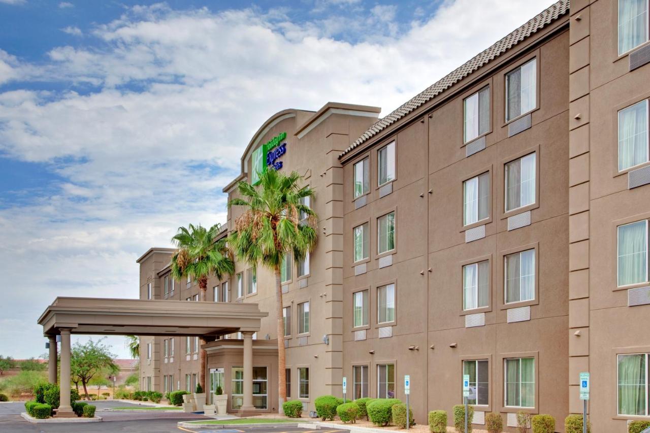  | Holiday Inn Express Peoria North - Glendale, an IHG Hotel