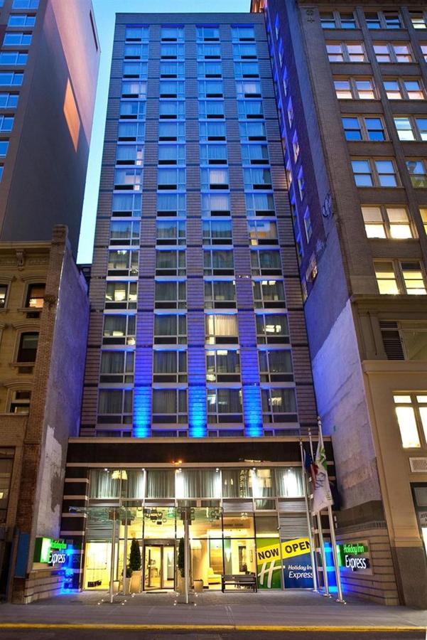  | Holiday Inn Express - Times Square South, an IHG Hotel