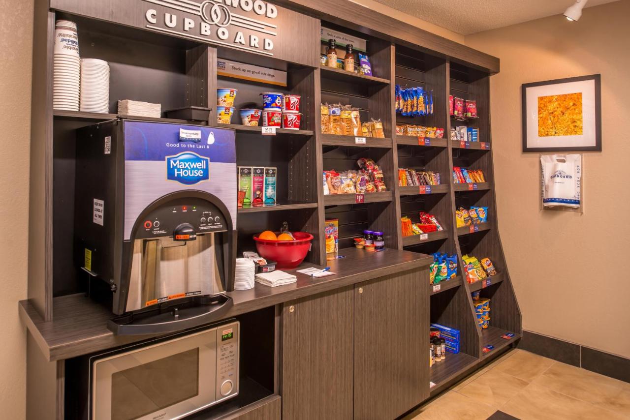 | Candlewood Suites Kansas City, an IHG Hotel