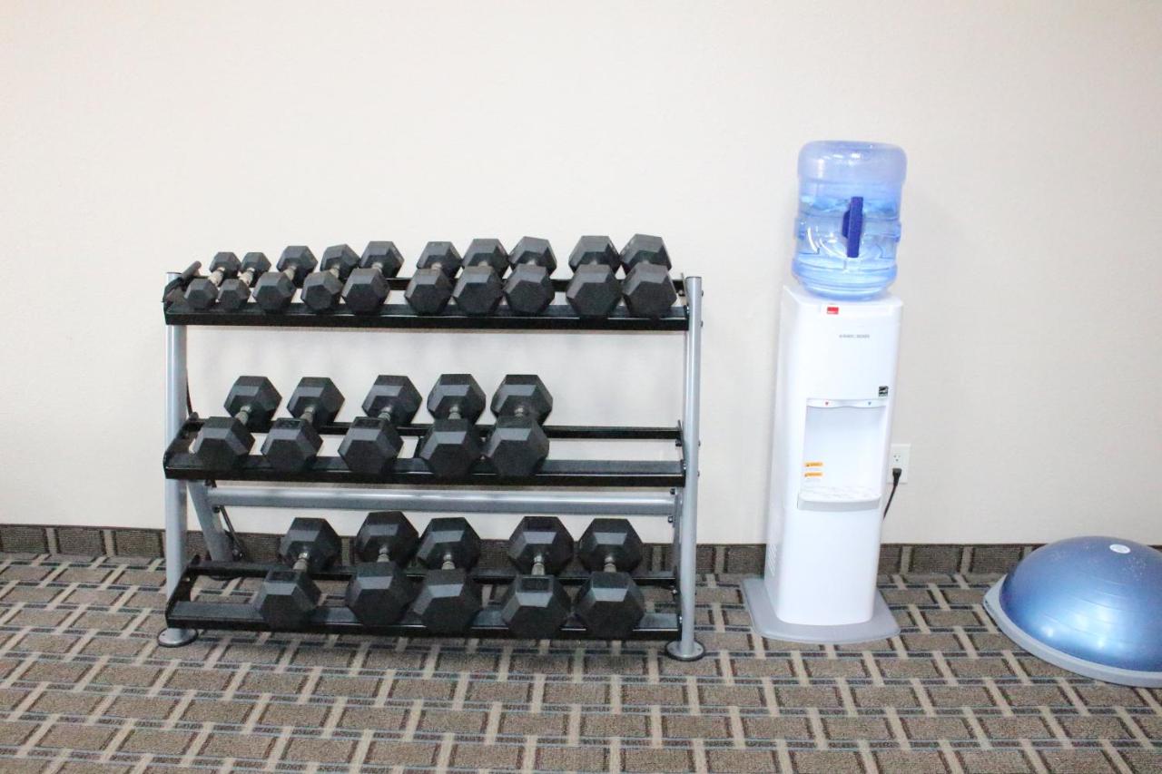 | Holiday Inn Express Kansas City Liberty Missouri, an IHG Hotel