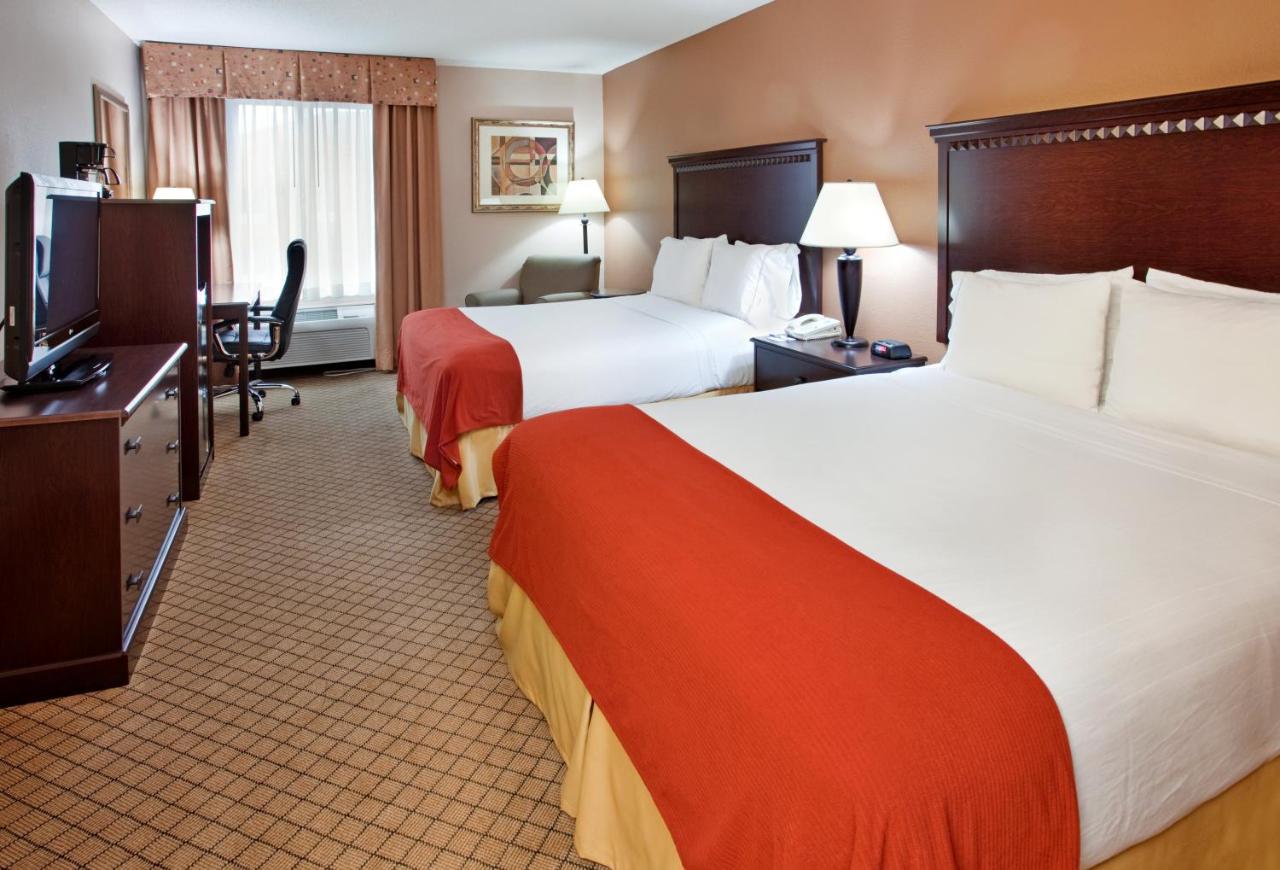 | Holiday Inn Express Kansas City Liberty Missouri, an IHG Hotel