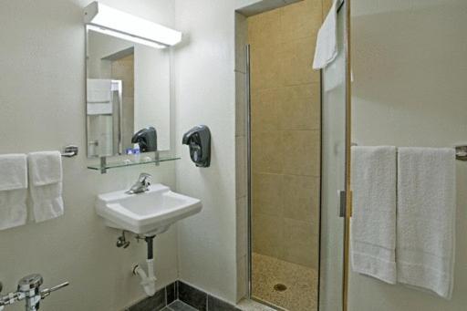  | Valued Stay Mayflower