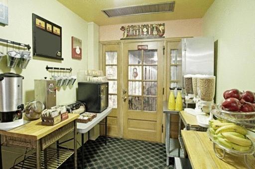  | Valued Stay Mayflower
