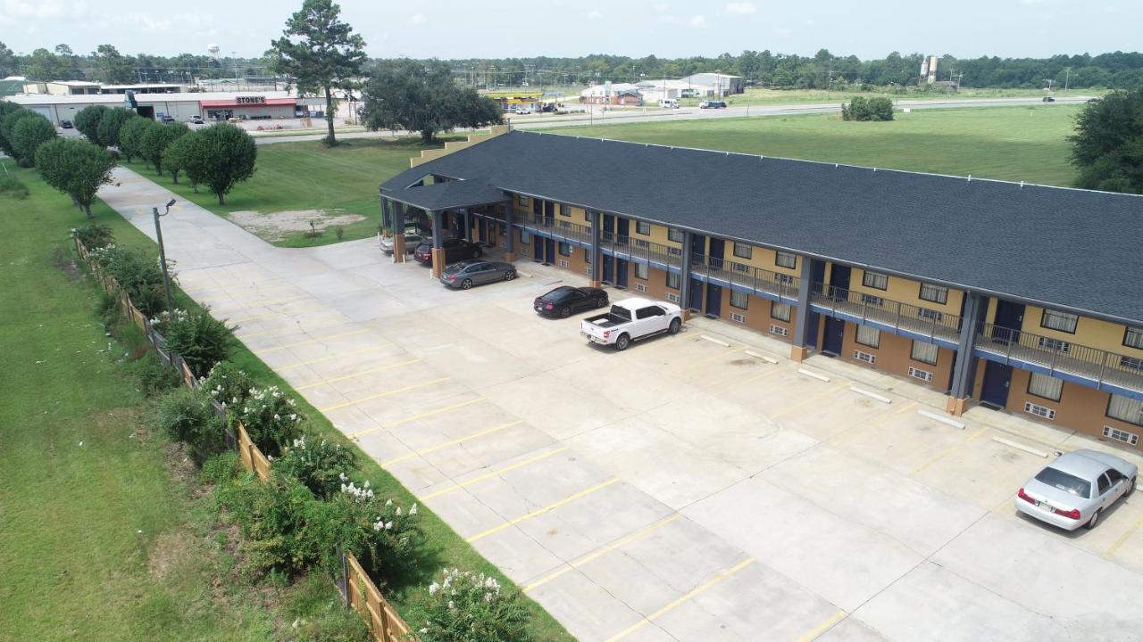 | Days Inn by Wyndham Camilla