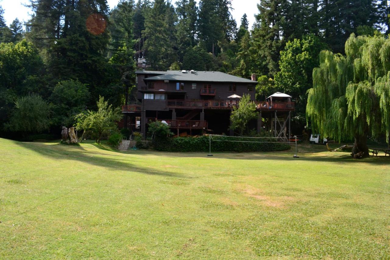 | Guerneville Lodge