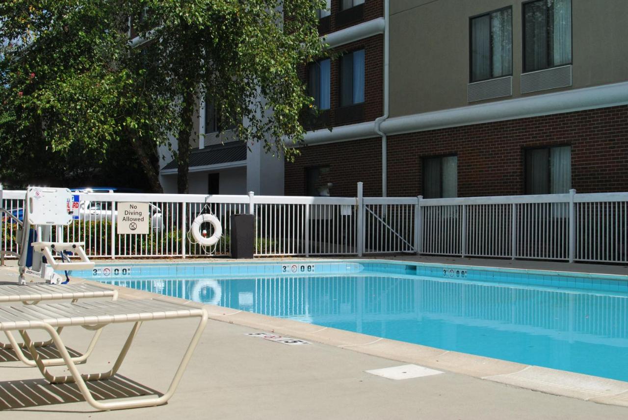 | Holiday Inn Express Richmond I-64 Short Pump Area, an IHG Hotel