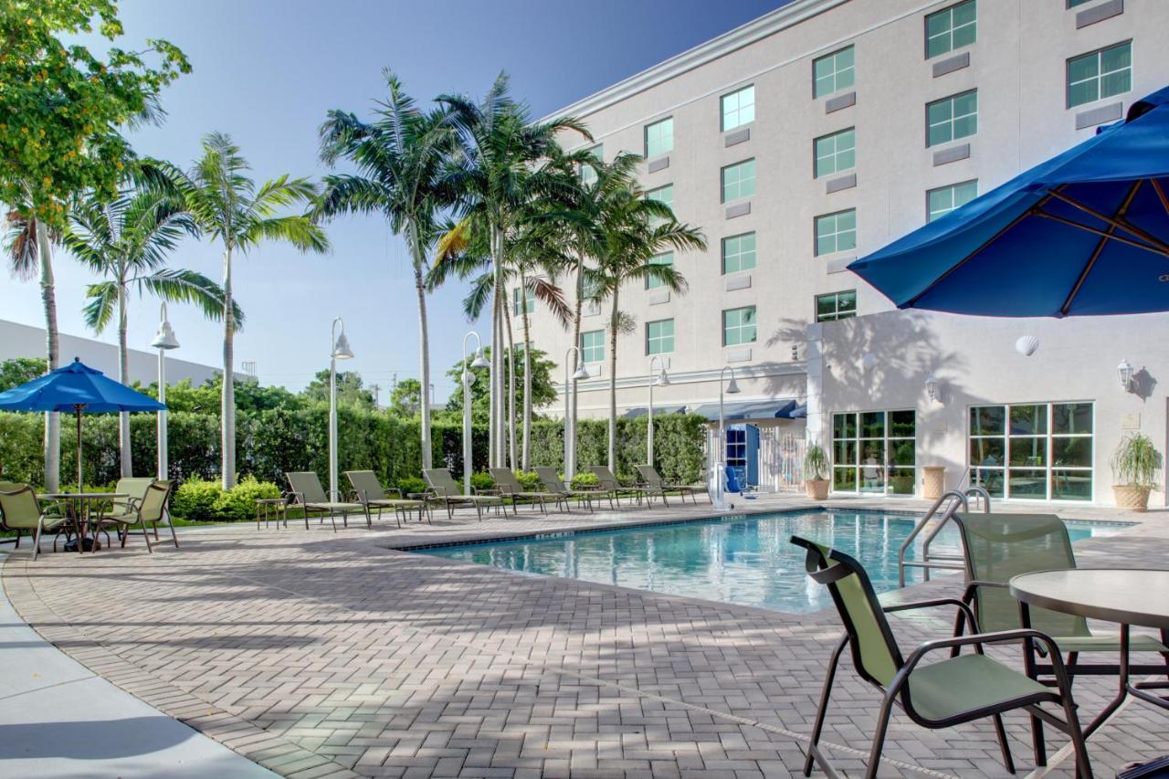 | Holiday Inn Express & Suites Kendall, an IHG Hotel