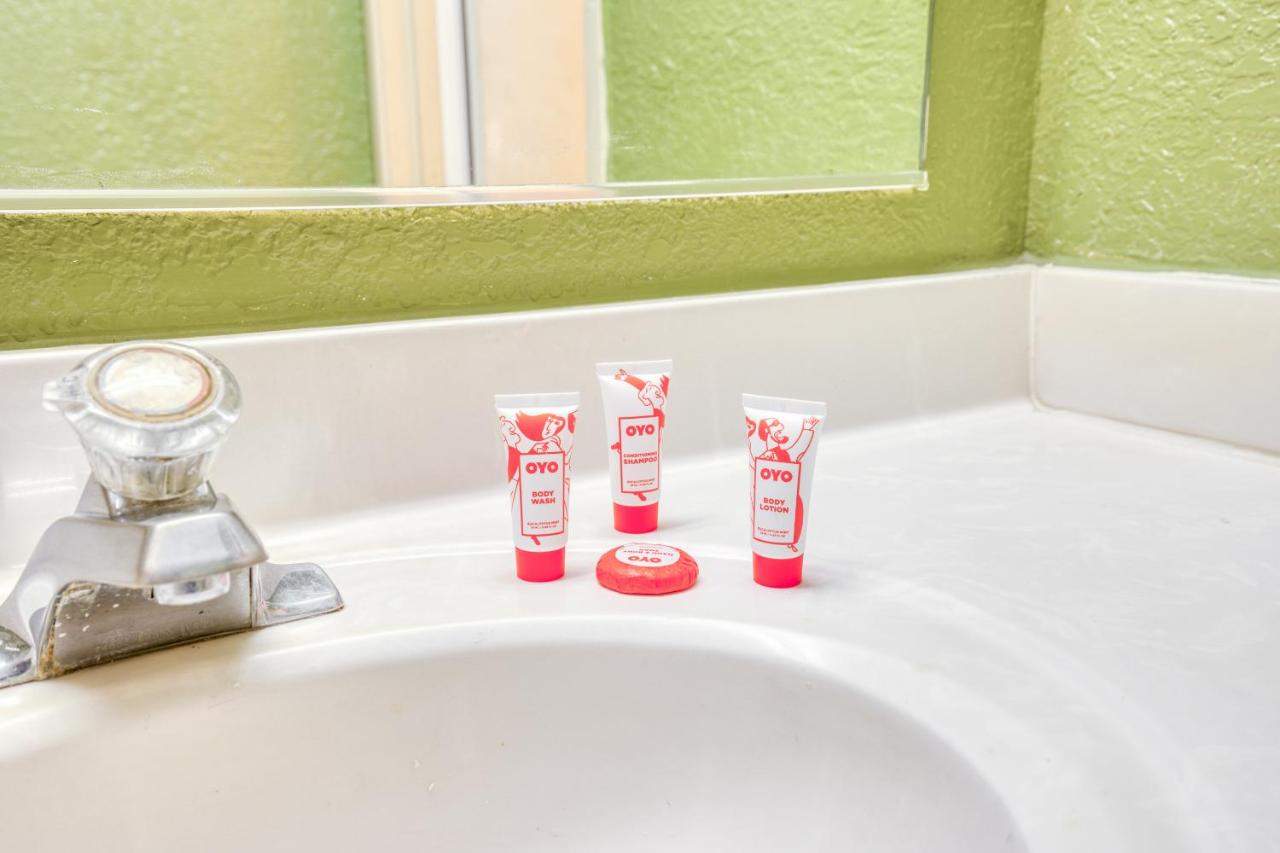  | OYO Hotel Tucson Downtown