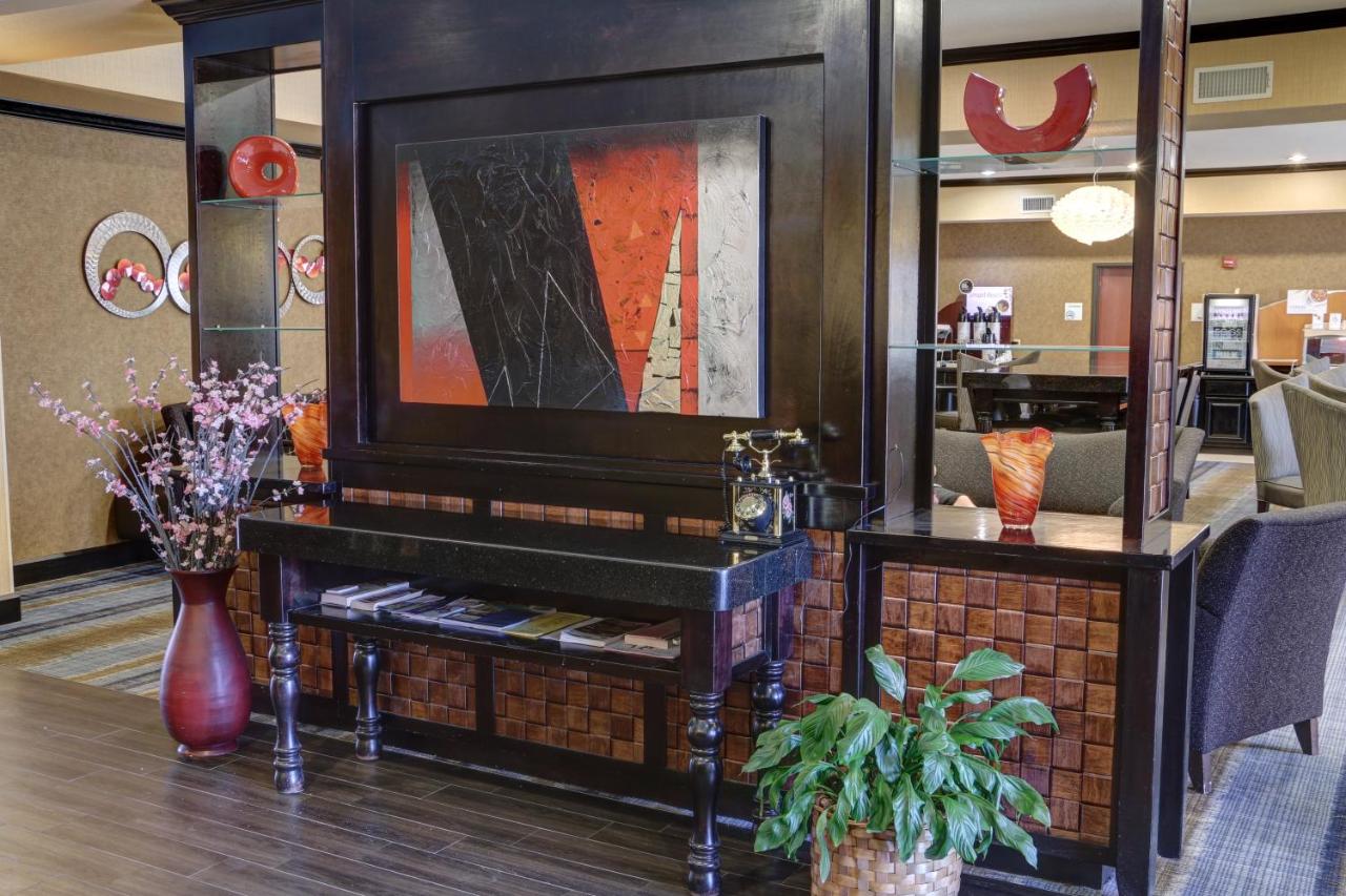  | Holiday Inn Express Hotel & Suites Texarkana East, an IHG Hotel