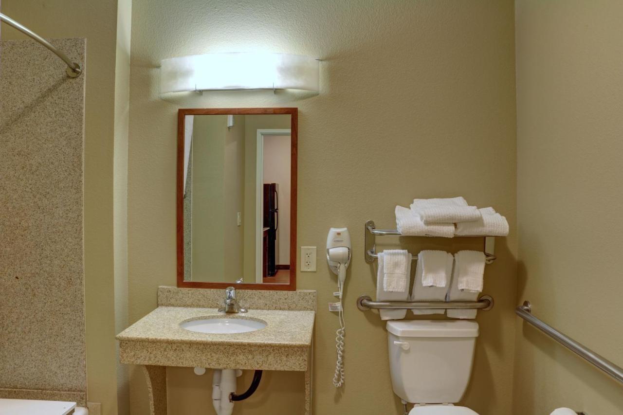 | Candlewood Suites Texarkana, an IHG Hotel