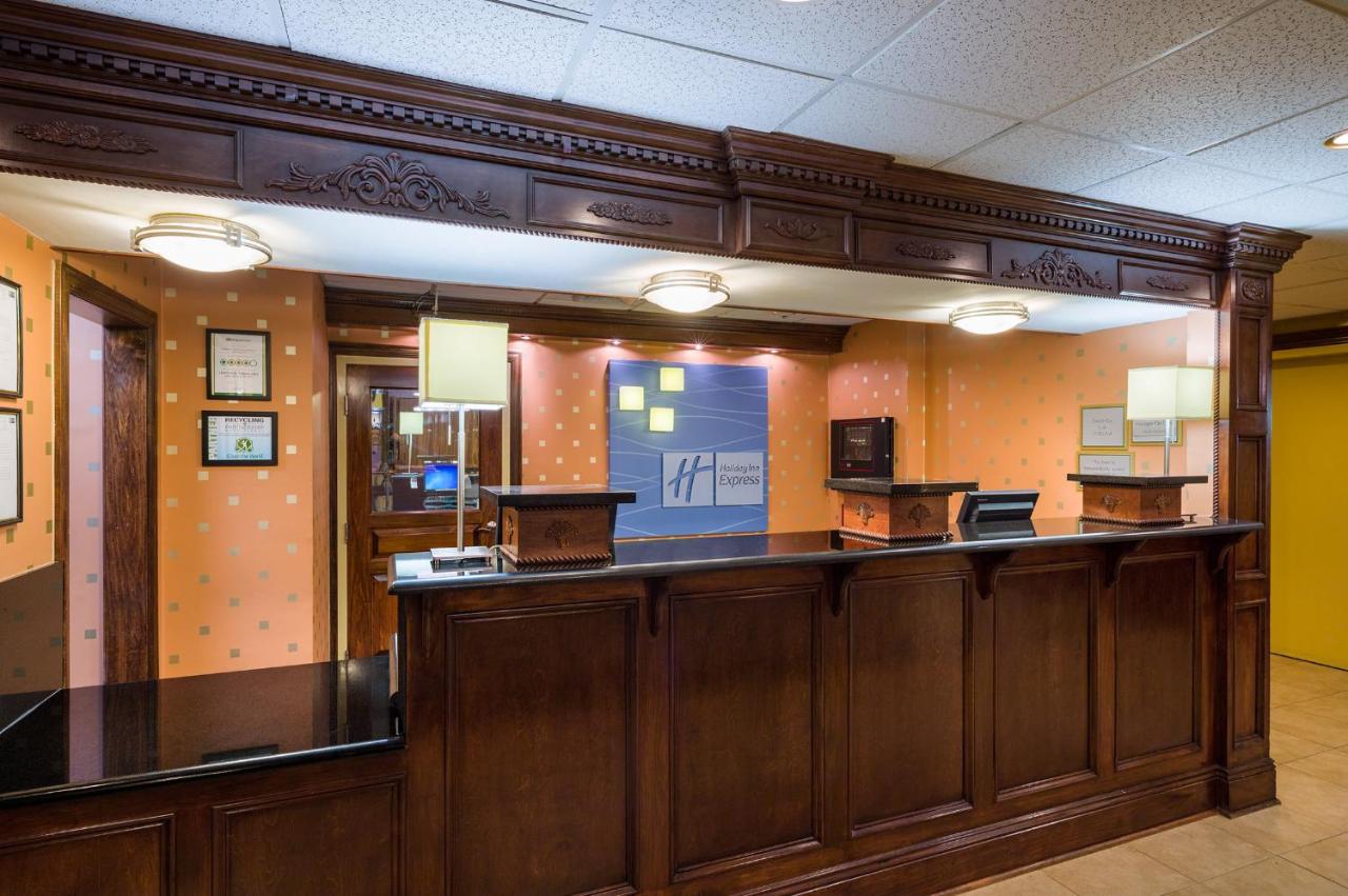  | Holiday Inn Express Washington DC East- Andrews AFB, an IHG Hotel