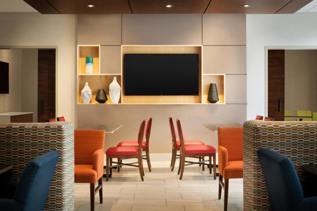  | Holiday Inn Express Williamsburg, an IHG Hotel