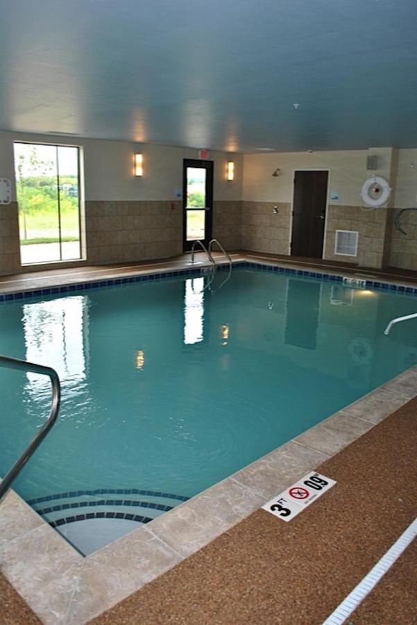 | Holiday Inn Express Salem, an IHG Hotel