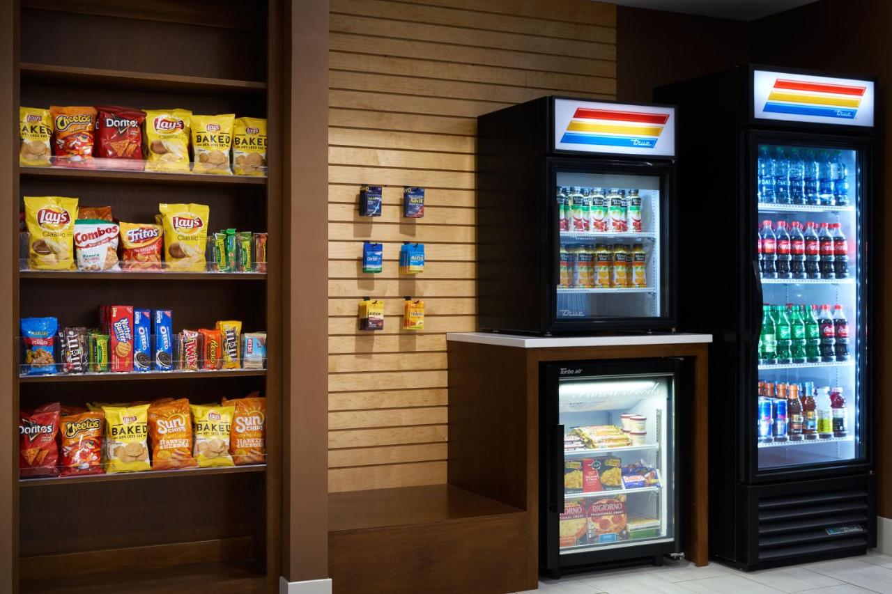 | Holiday Inn Express - Richmond Downtown, an IHG Hotel