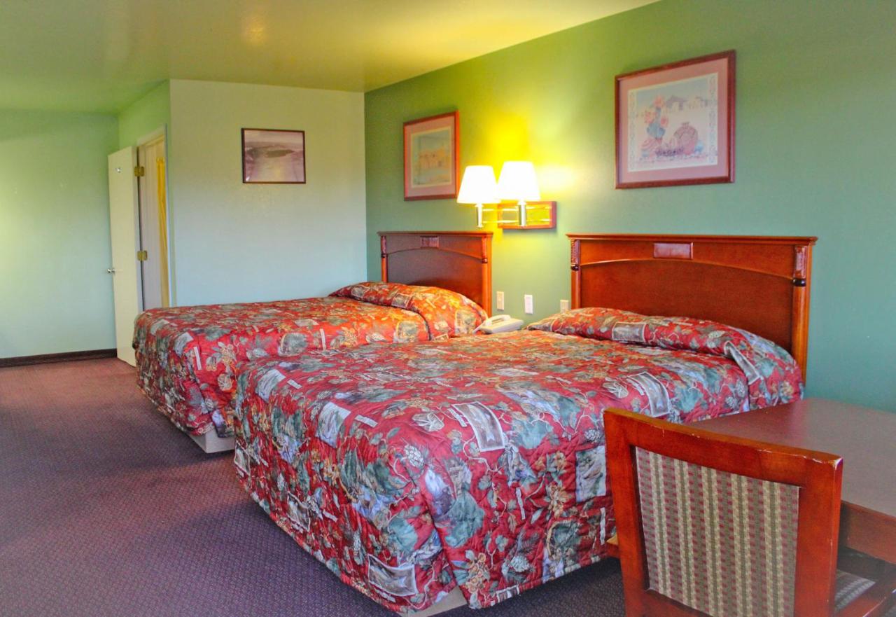  | Hawthorne's Best Inn