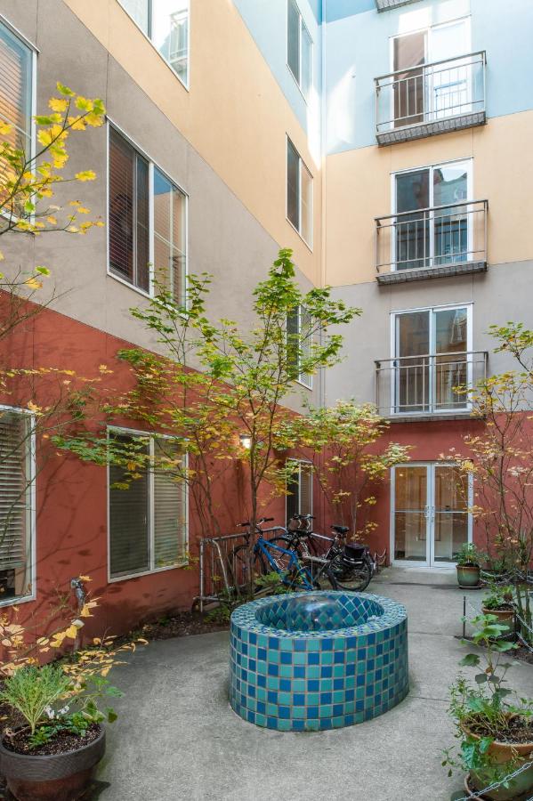 | Belltown Inn