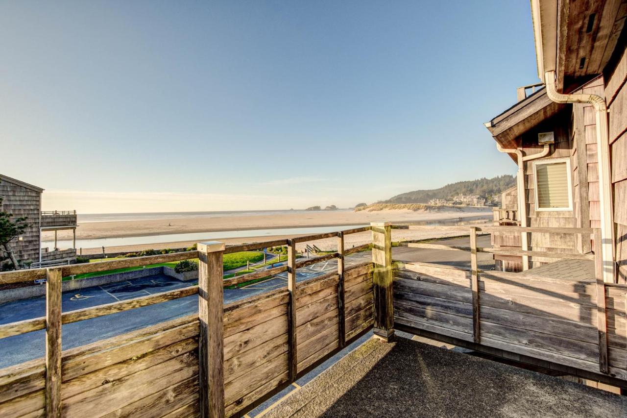 Southwind One-Bedroom Suite with Ocean View at The Waves
