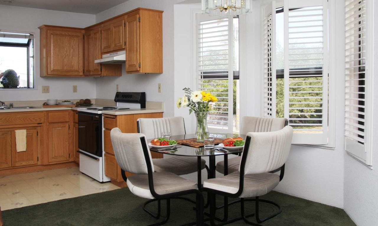 | Redwood Suites