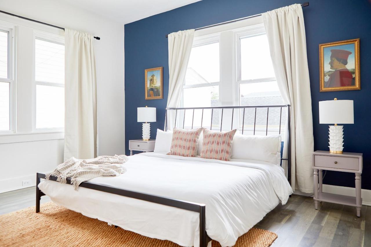 Three-Bedroom Suite at Sonder at Viewpoint