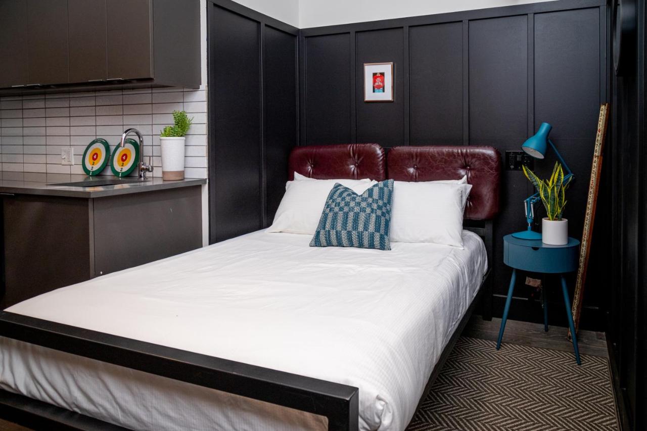 Deluxe Double Room with Kitchenette at The Chicago Hotel Collection River North