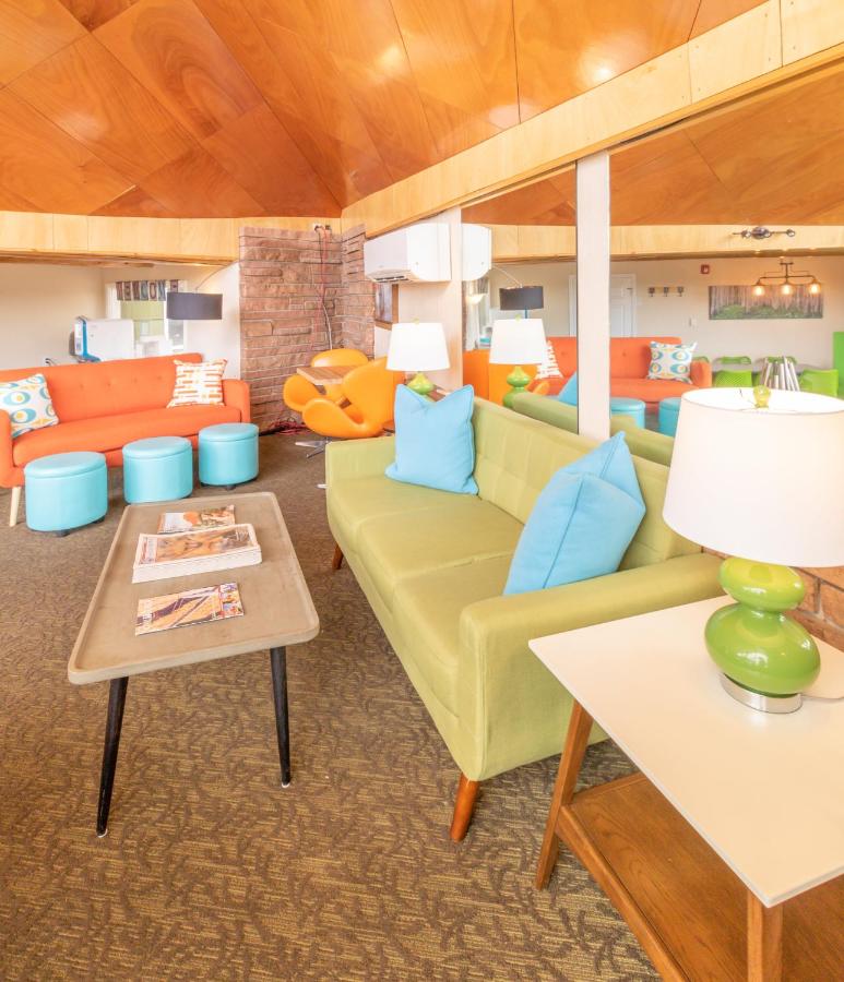  | Coyote Mountain Lodge