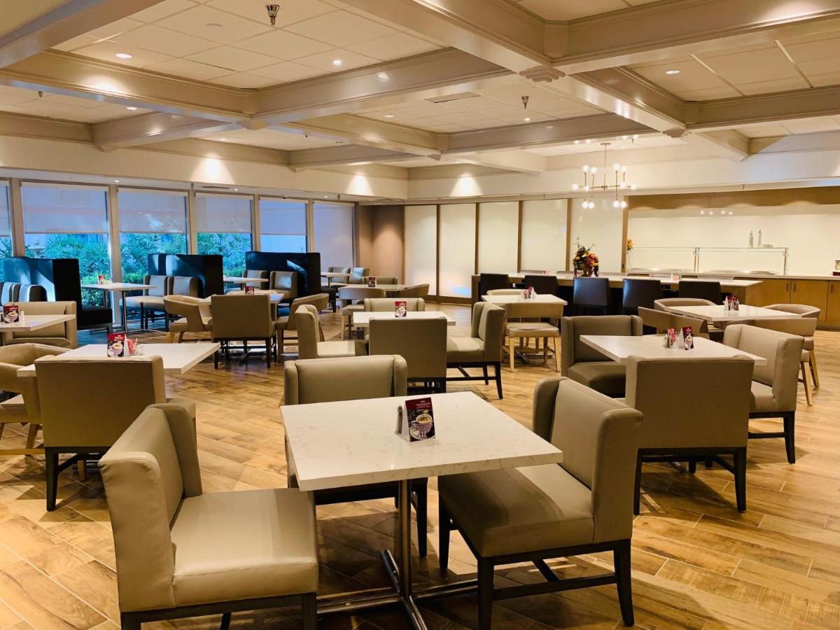 | Crowne Plaza Silicon Valley North - Union City, an IHG Hotel