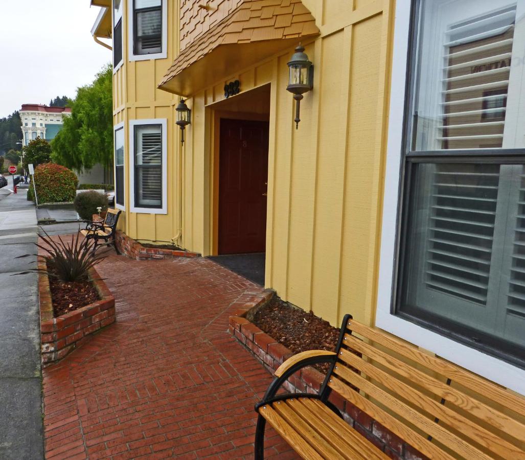 | Redwood Suites
