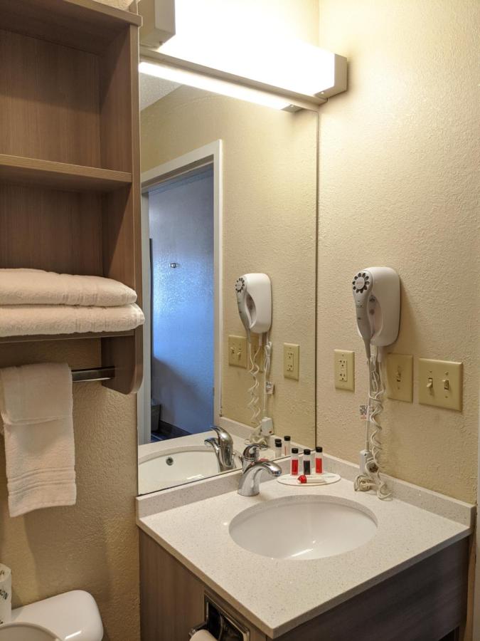 | Microtel Inn Georgetown - Lexington North