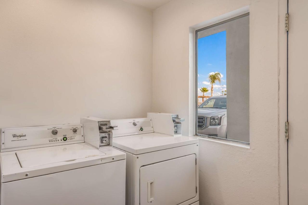 | Motel 6-Westley, CA