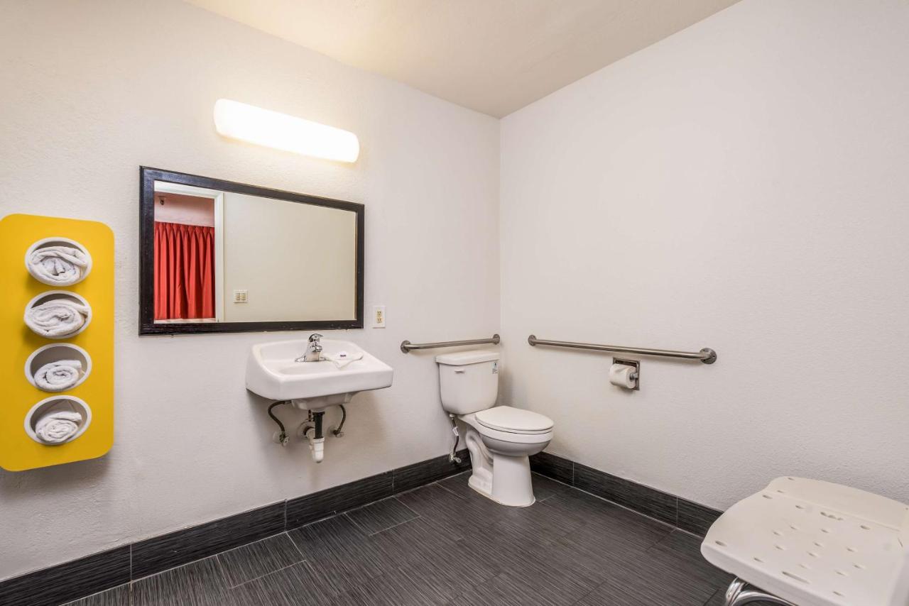 | Motel 6-Westley, CA