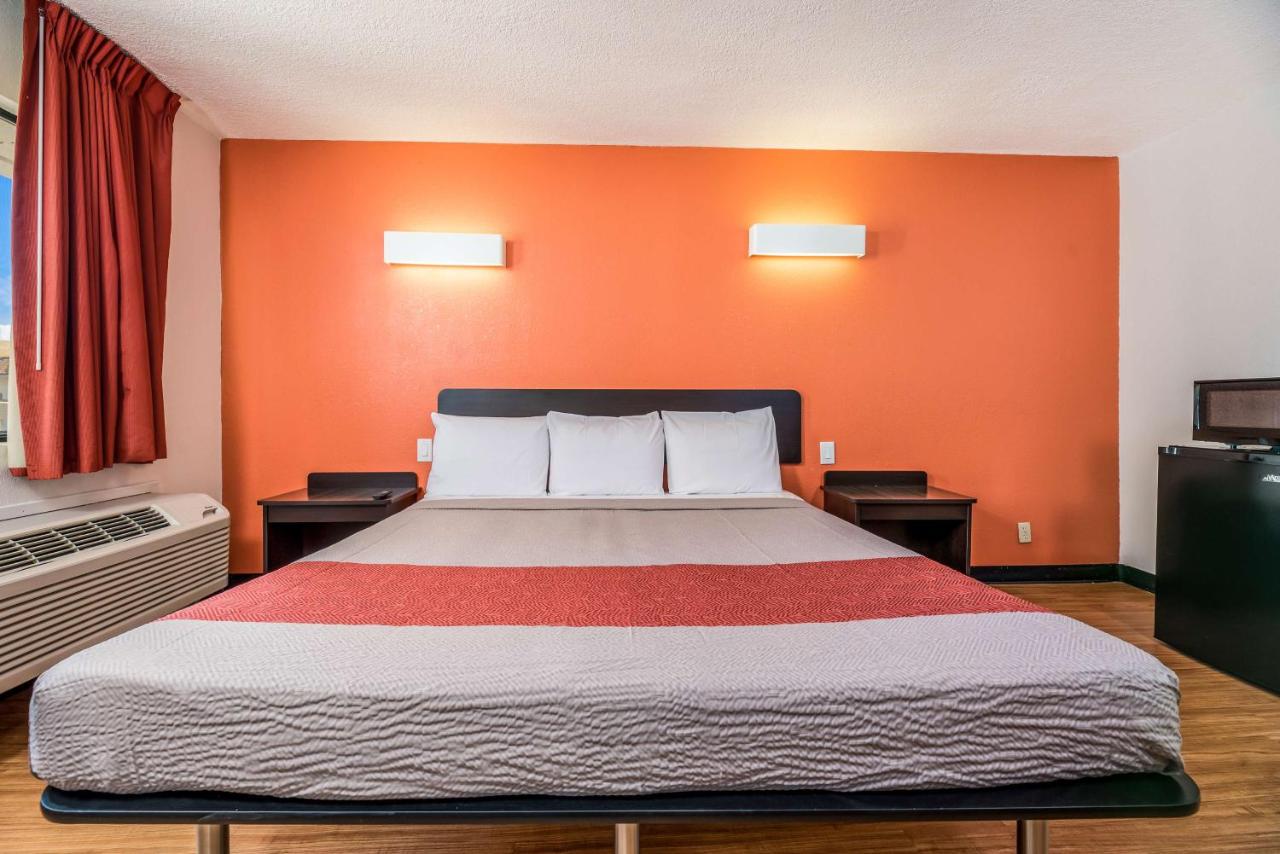 | Motel 6-Westley, CA