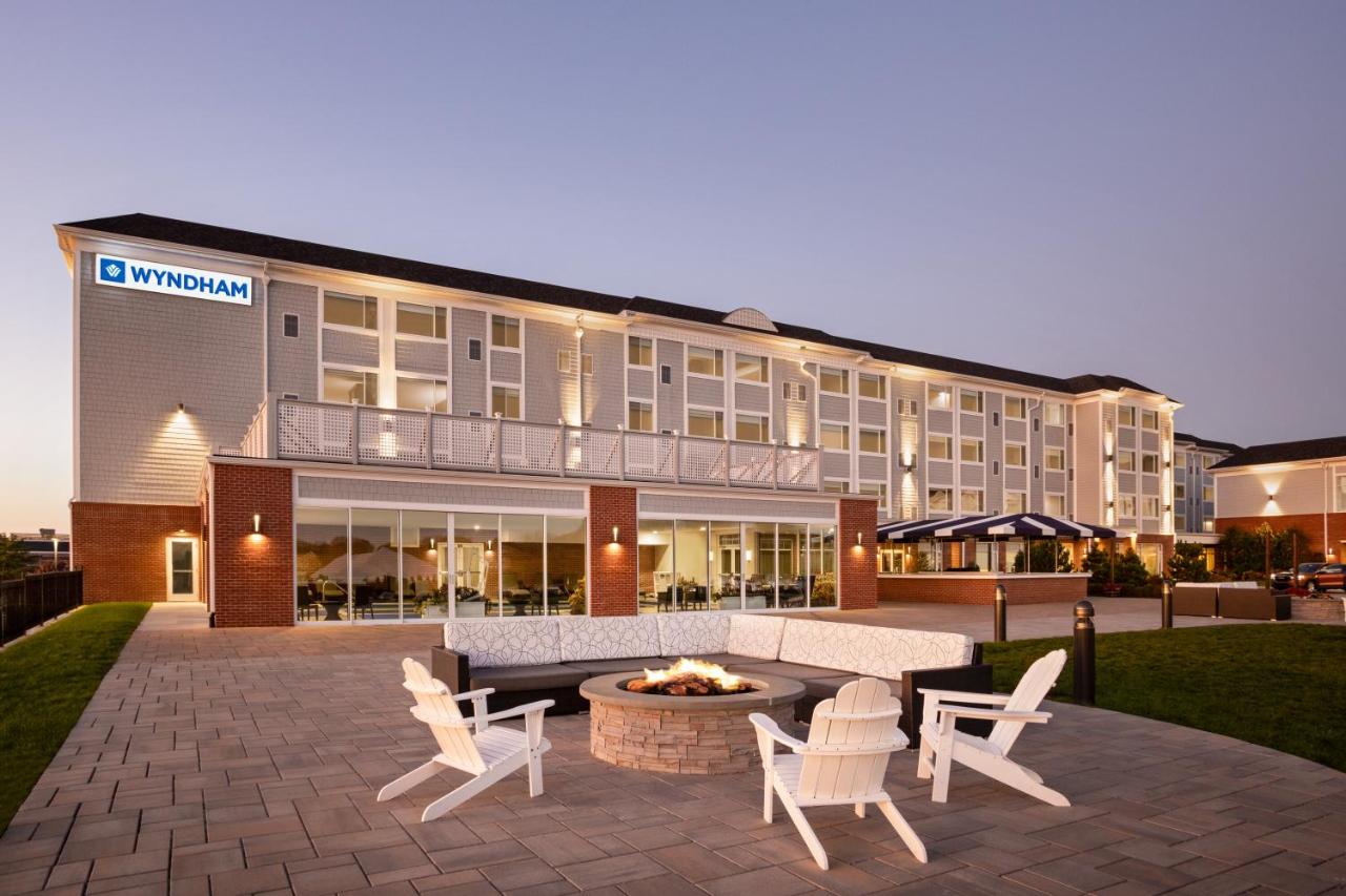 | Wyndham Newport Hotel