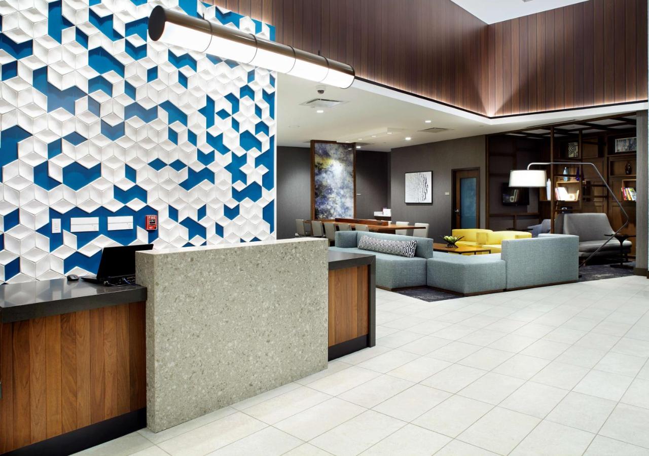 | Hyatt Place Cleveland/Lyndhurst/Legacy Village