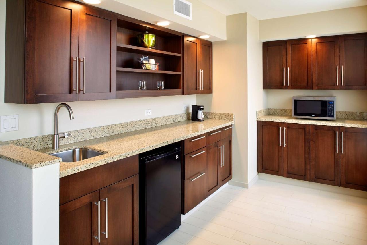 | Hyatt Place Cleveland/Lyndhurst/Legacy Village