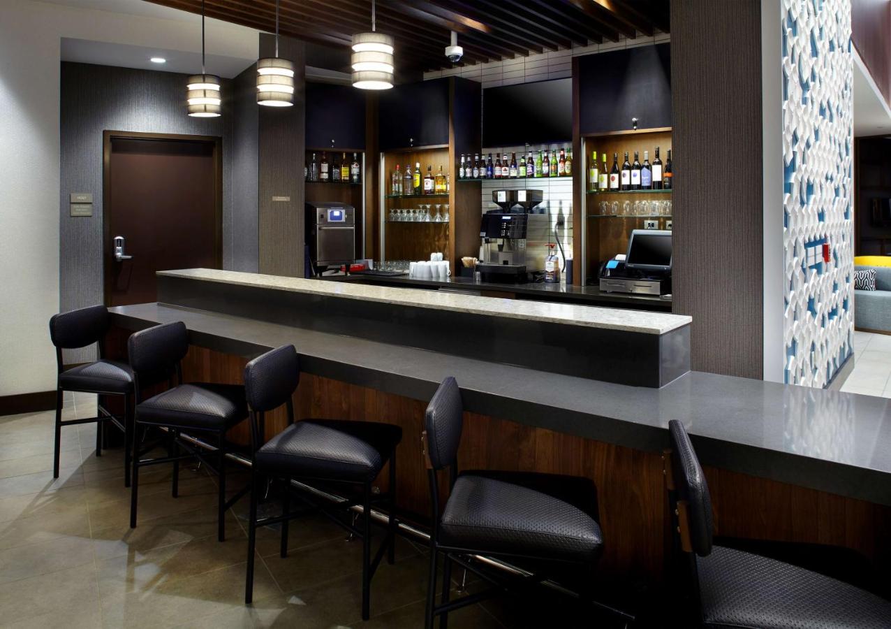 | Hyatt Place Cleveland/Lyndhurst/Legacy Village