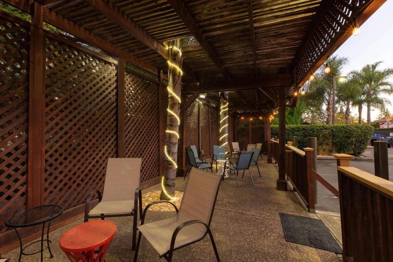 | Hotel Vinea Healdsburg