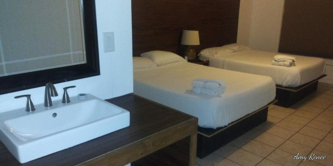  | Banana Peel Resort
