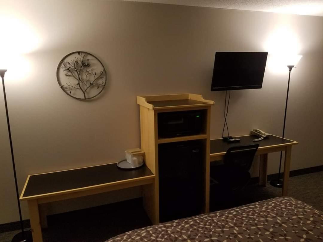  | Northern Lights Inn