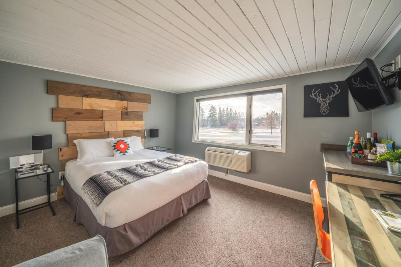 | Hotel Rapids