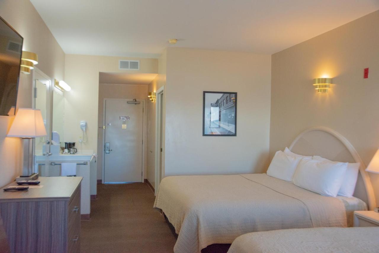 | West Bank Inn