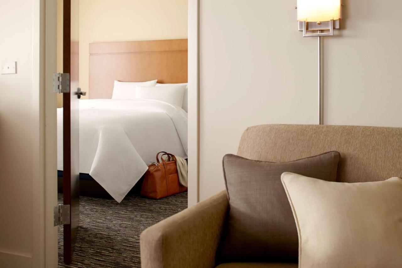 1 Bedroom Suite, 1 King Bed at Hyatt House Indianapolis / Fishers